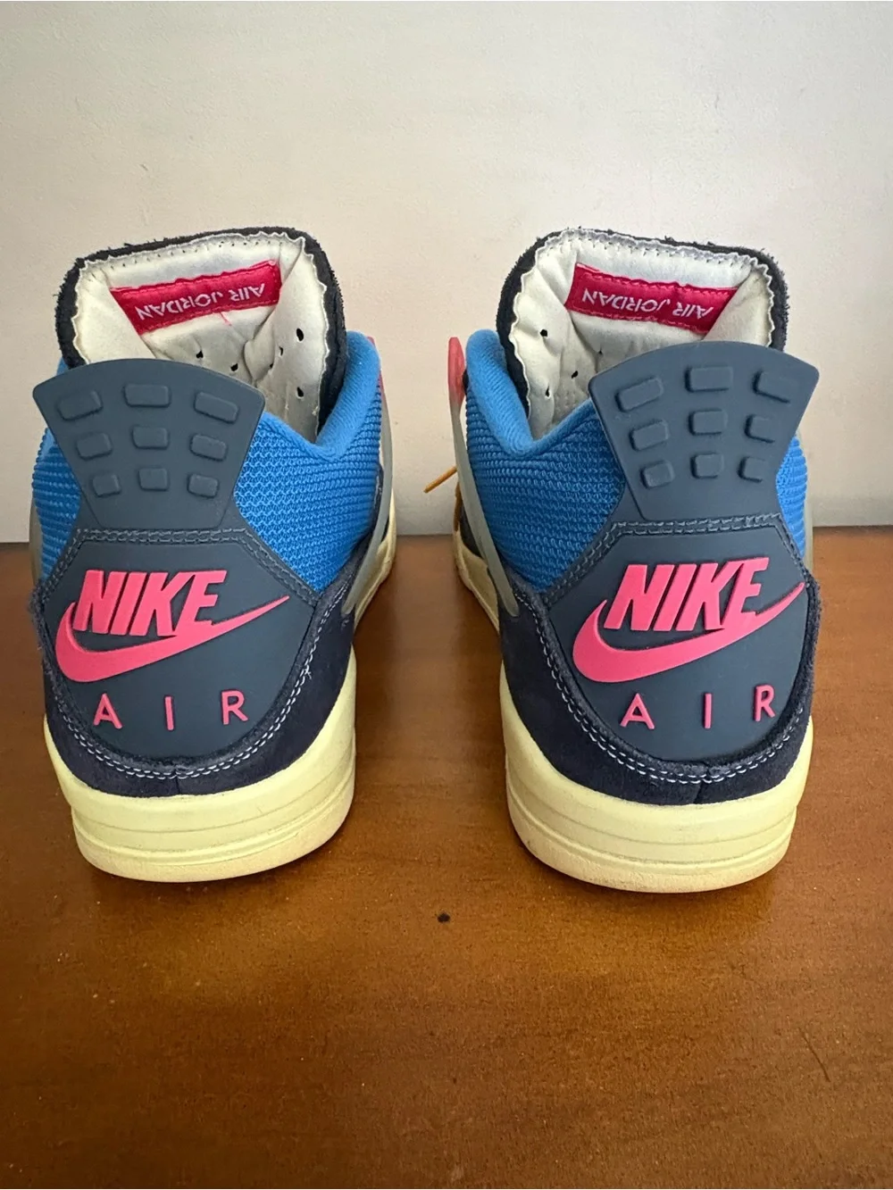 Air Jordan 4 Retro SP × Union LA (2020) minimal wear/replacement box